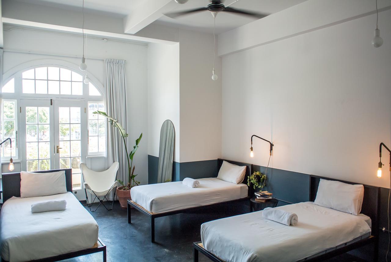 Curiocity Backpackers Дърбан Екстериор снимка
