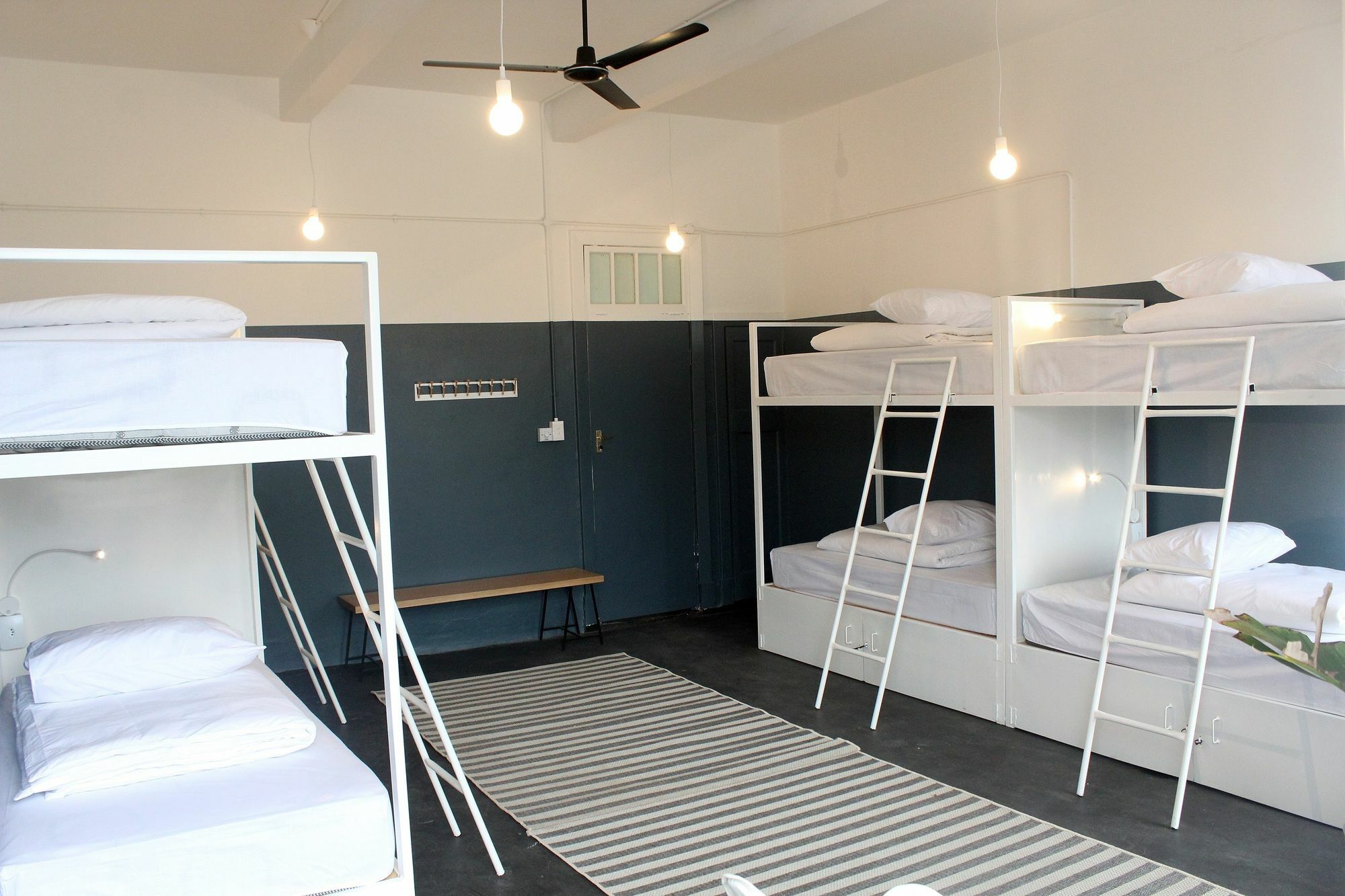 Curiocity Backpackers Дърбан Екстериор снимка